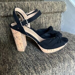 Women's Kaari Blue Ronni Sandals, Black, Size 6.5"